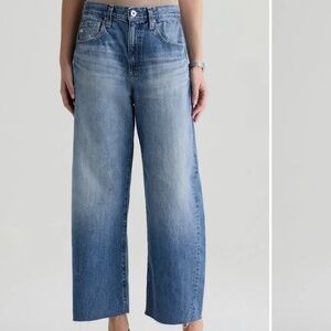 AG Hattie Raw Hem High-Waist Crop Barrel Leg Jeans in Gemini Size 30